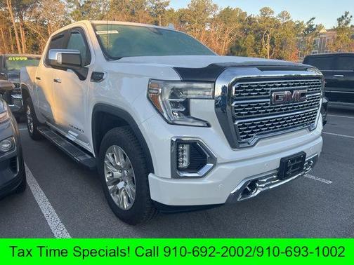 Photo 2 of 4 of 2022 GMC Sierra 1500 Limited Denali