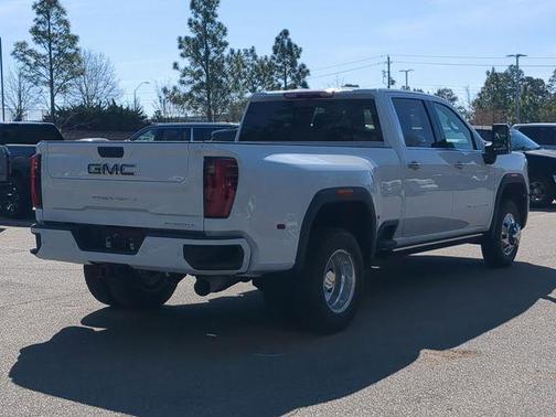 2026 GMC Sierra 3500 Denali Ultimate