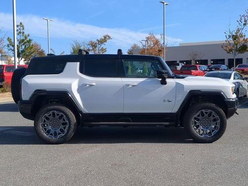 2026 GMC HUMMER EV SUV 3X