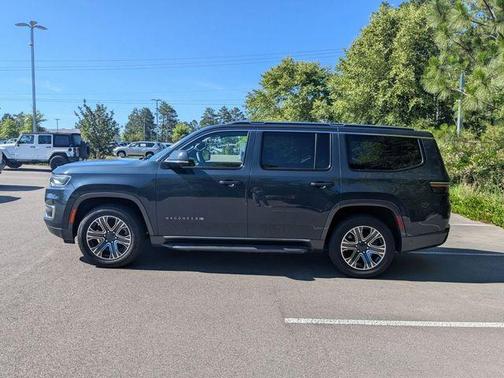2022 Jeep Wagoneer Series III