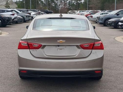 2025 Chevrolet Malibu LT