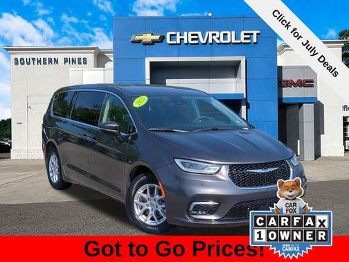 2023 Chrysler Pacifica Touring-L