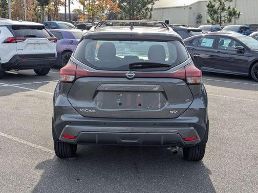 2023 Nissan Kicks SV