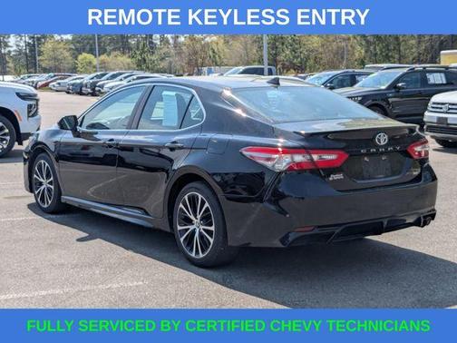 2019 Toyota Camry SE