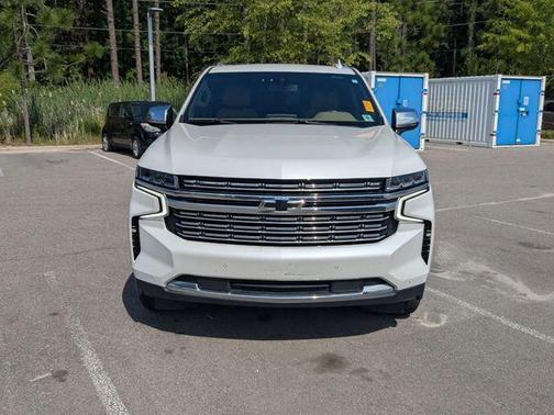 Iridescent Pearl Tricoat 2021 Chevrolet Suburban Premier
