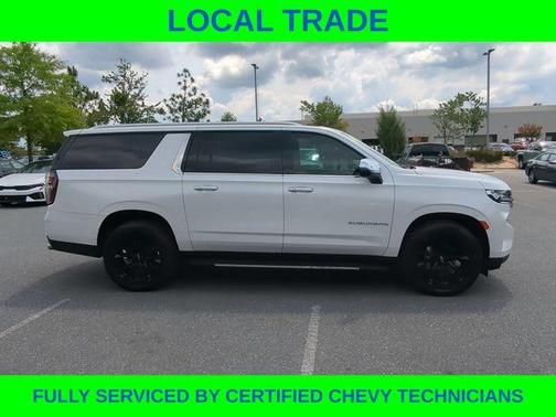 Iridescent Pearl Tricoat 2021 Chevrolet Suburban Premier