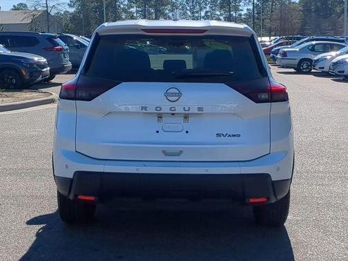 2024 Nissan Rogue SV