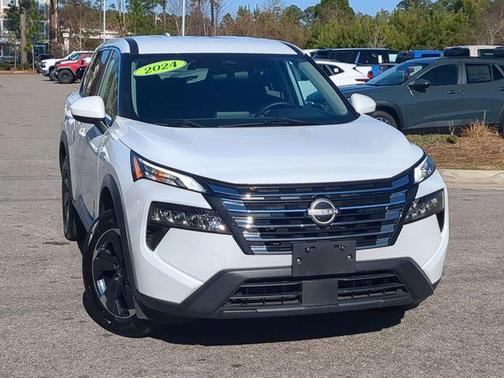 2024 Nissan Rogue SV