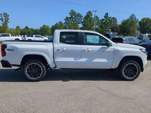 Summit White 2026 Chevrolet Colorado Z71