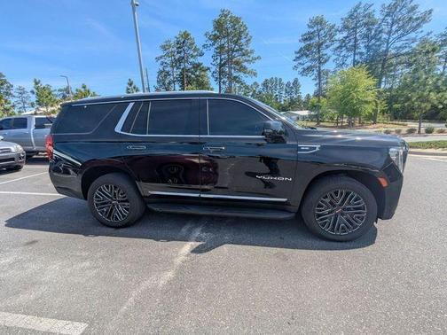 Onyx Black 2021 GMC Yukon SLT