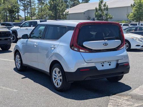 Sparkling Silver 2020 Kia Soul LX