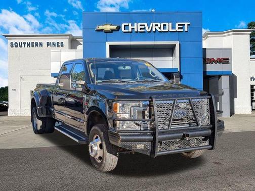 2022 Ford F-350 Lariat Super Duty