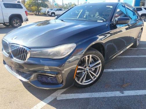 2016 BMW 740 i