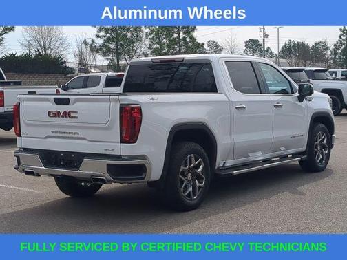 2023 GMC Sierra 1500 SLT