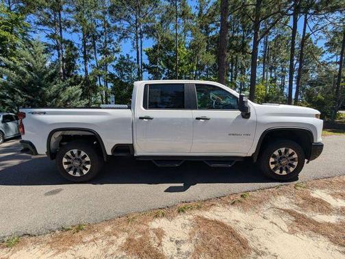 2024 Chevrolet Silverado 2500 Custom