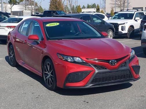 2023 Toyota Camry SE