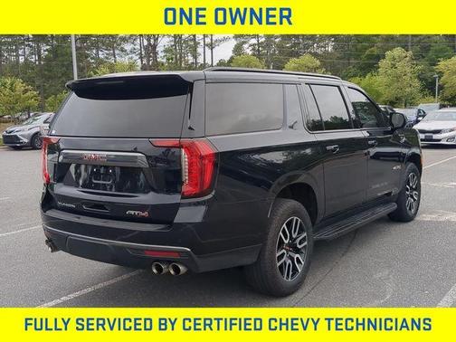 Midnight Blue Metallic 2024 GMC Yukon XL AT4