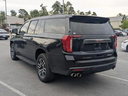 Midnight Blue Metallic 2024 GMC Yukon XL AT4
