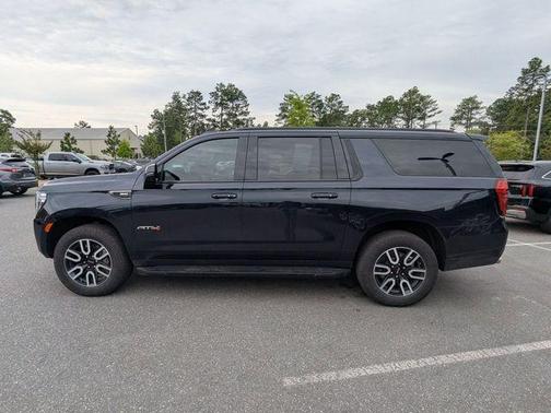 Midnight Blue Metallic 2024 GMC Yukon XL AT4