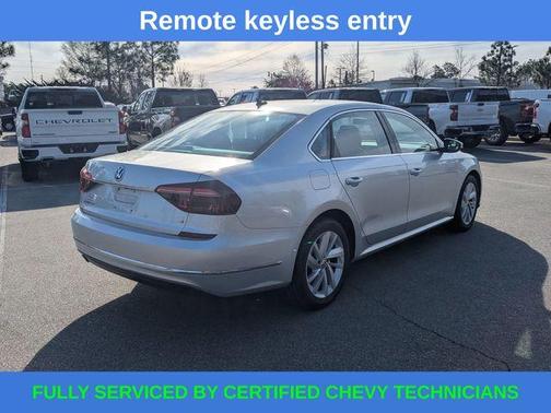 2018 Volkswagen Passat 2.0T SE