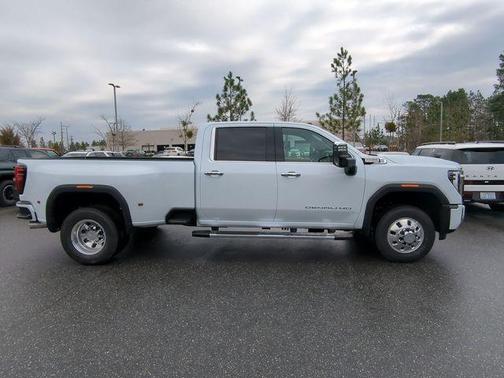 2026 GMC Sierra 3500 Denali