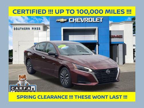 Garnet Pearl 2025 Nissan Altima SV