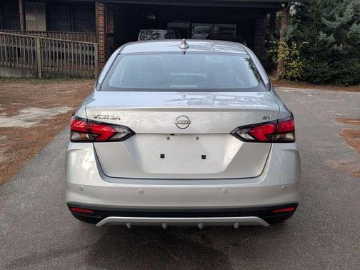 2023 Nissan Versa 1.6 SV