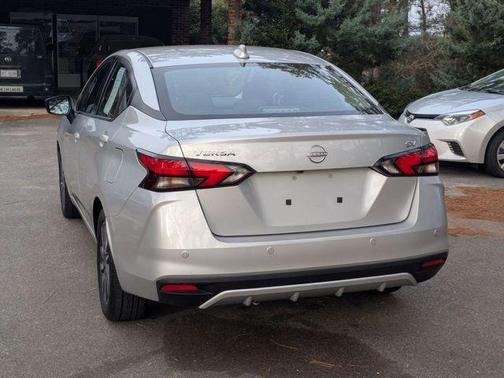 2023 Nissan Versa 1.6 SV