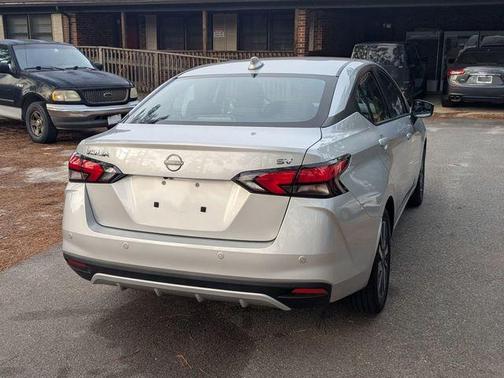 2023 Nissan Versa 1.6 SV