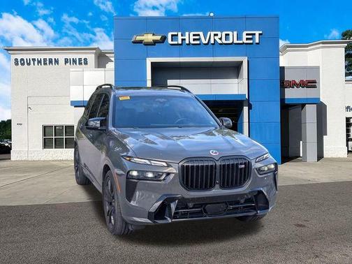 2023 BMW X7 M60i