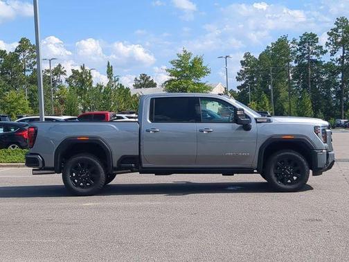 2025 GMC Sierra 2500 AT4