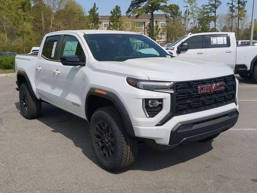 Summit White 2026 GMC Canyon Elevation