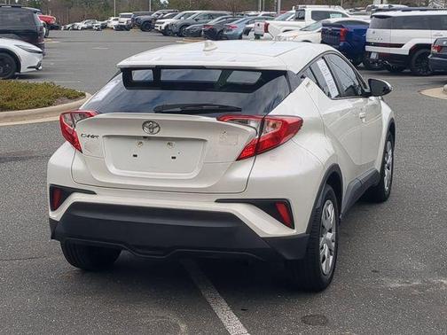 2021 Toyota C-HR LE