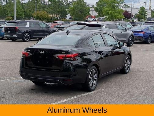 2023 Nissan Versa 1.6 SV