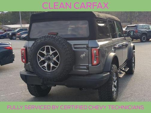 Gray Metallic 2024 Ford Bronco Badlands