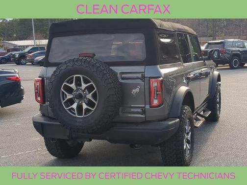 Gray Metallic 2024 Ford Bronco Badlands