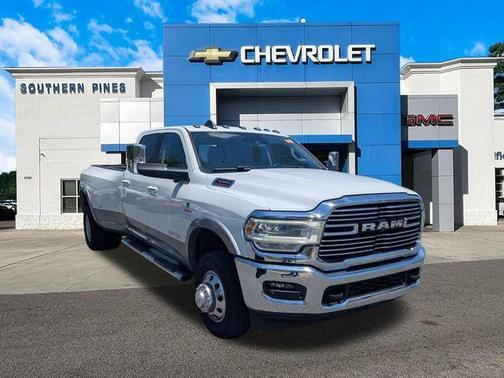 Bright White Clearcoat 2019 RAM 3500 Laramie