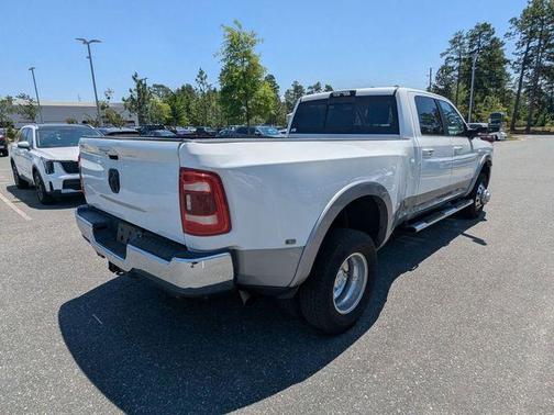 Bright White Clearcoat 2019 RAM 3500 Laramie