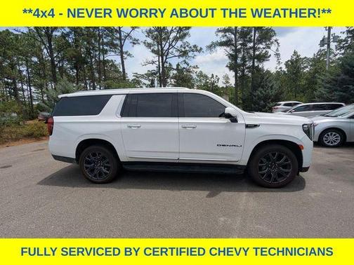 Summit White 2023 GMC Yukon XL Denali