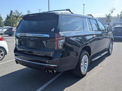Dark Ash Metallic 2023 Chevrolet Suburban Premier