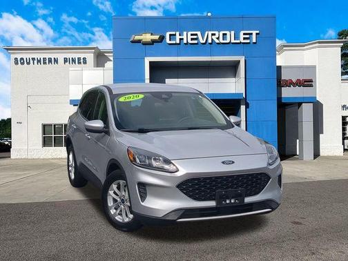 2020 Ford Escape SE