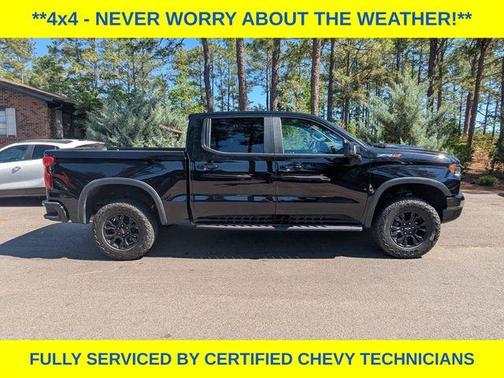 Black 2022 Chevrolet Silverado 1500 ZR2