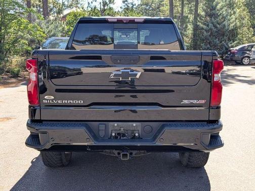 Black 2022 Chevrolet Silverado 1500 ZR2