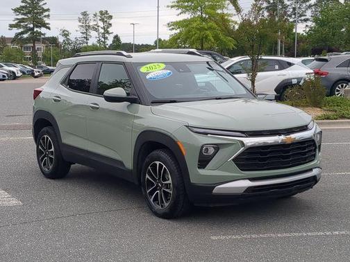 Green 2025 Chevrolet Trailblazer LT