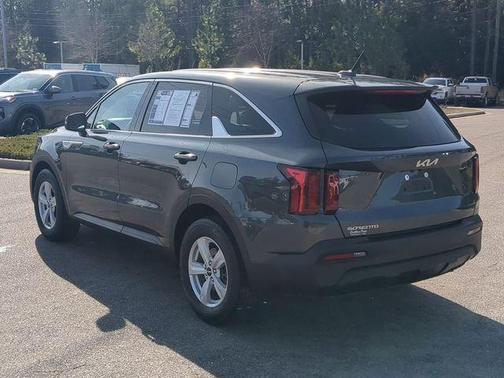 2023 Kia Sorento LX