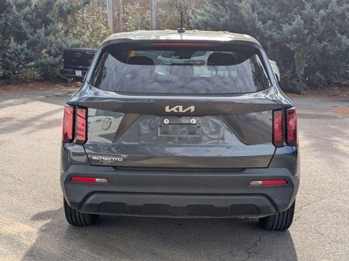 2023 Kia Sorento LX