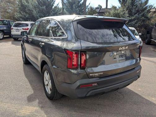 2023 Kia Sorento LX