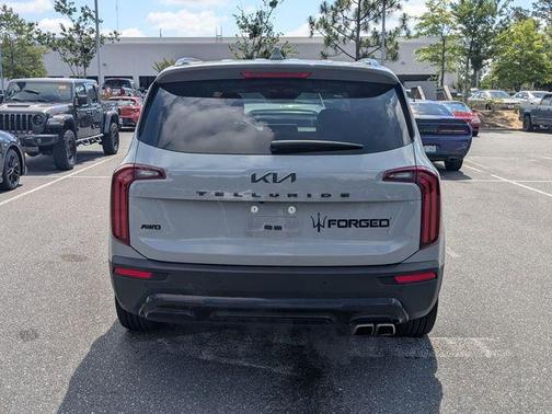Wolf Gray 2022 Kia Telluride SX