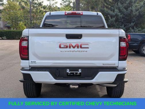 Summit White 2024 GMC Canyon Elevation