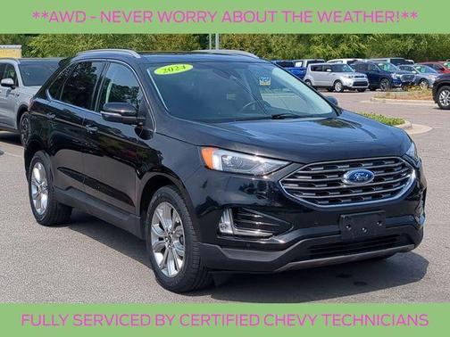 Black Metallic 2024 Ford Edge Titanium